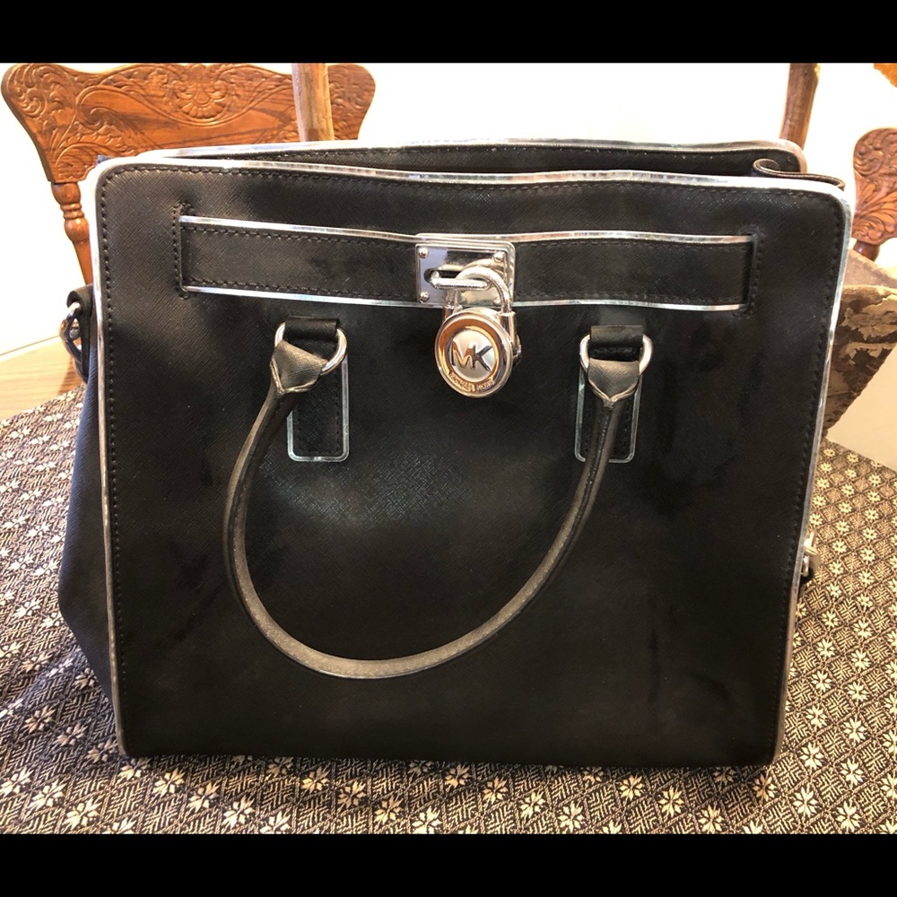 Michael Kors large handbag excellent